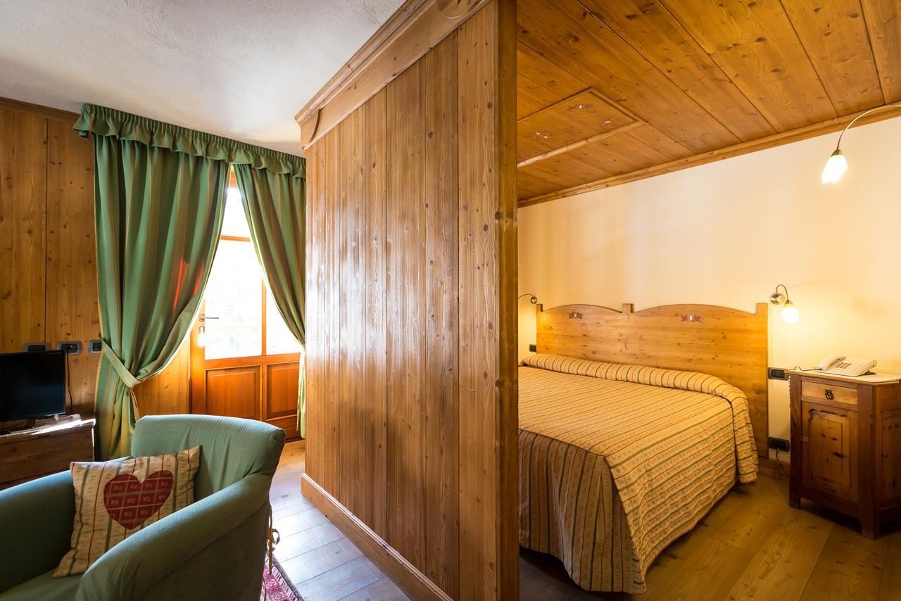 Hotel Lyshaus Gressoney-Saint-Jean Εξωτερικό φωτογραφία