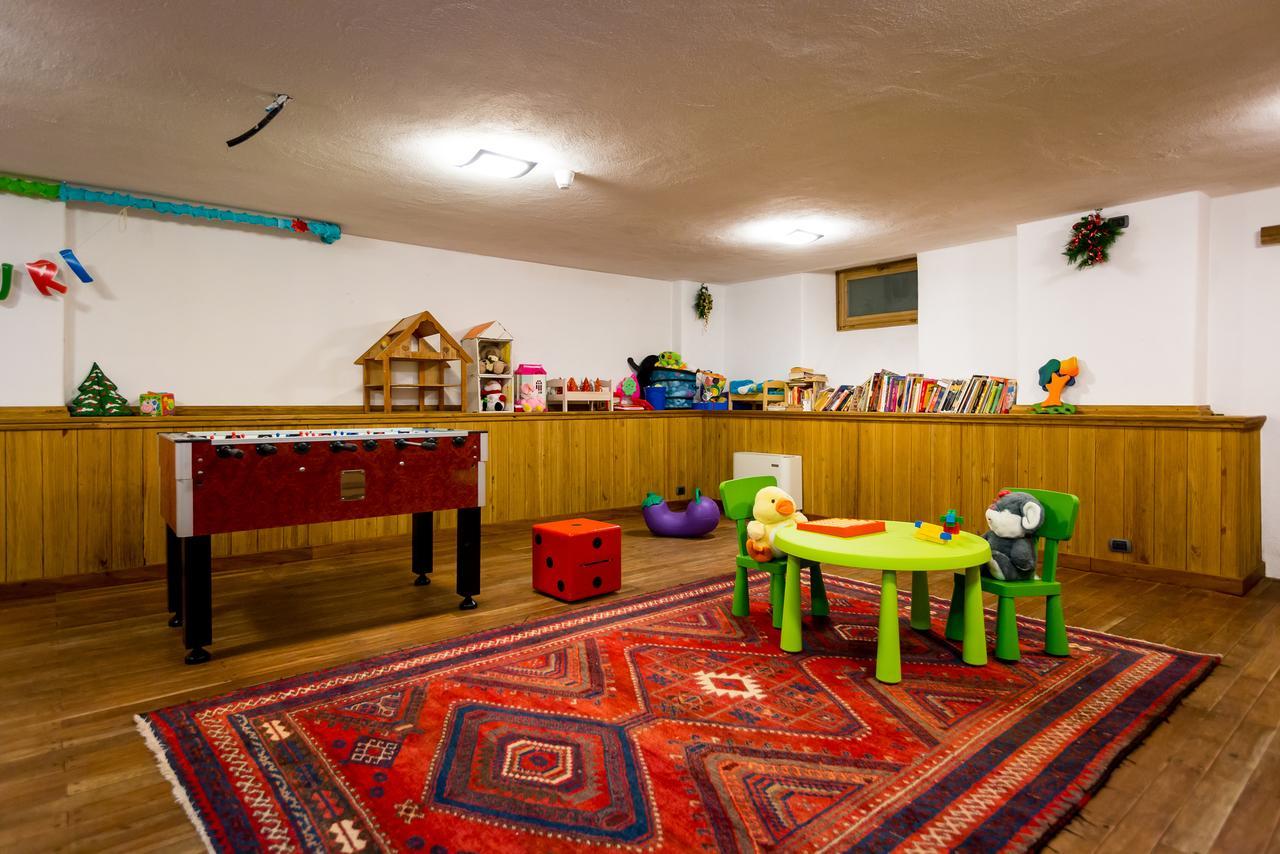 Hotel Lyshaus Gressoney-Saint-Jean Εξωτερικό φωτογραφία